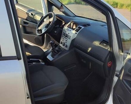 Серый Опель Зафира, объемом двигателя 1.8 л и пробегом 212 тыс. км за 6500 $, фото 18 на Automoto.ua