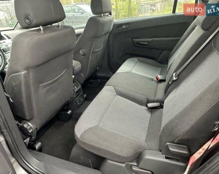 Сірий Опель Зафіра, об'ємом двигуна 1.6 л та пробігом 231 тис. км за 5999 $, фото 22 на Automoto.ua