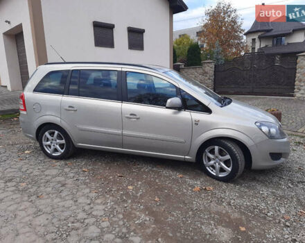 Серый Опель Зафира, объемом двигателя 1.7 л и пробегом 180 тыс. км за 8300 $, фото 20 на Automoto.ua