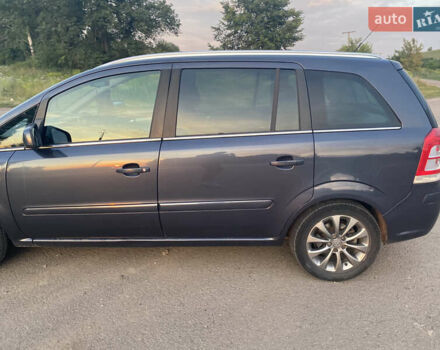 Сірий Опель Зафіра, об'ємом двигуна 2.2 л та пробігом 221 тис. км за 6800 $, фото 3 на Automoto.ua