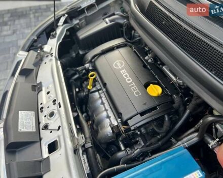 Серый Опель Зафира, объемом двигателя 1.6 л и пробегом 167 тыс. км за 7499 $, фото 63 на Automoto.ua