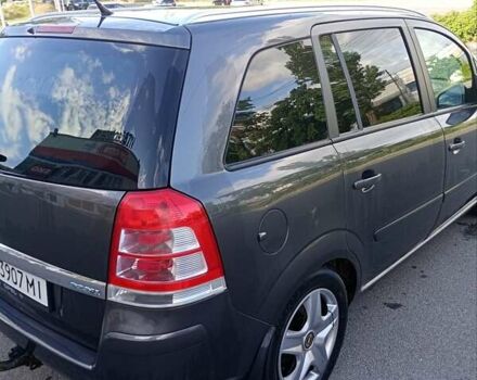 Серый Опель Зафира, объемом двигателя 1.7 л и пробегом 298 тыс. км за 6100 $, фото 7 на Automoto.ua