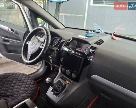 Сірий Опель Зафіра, об'ємом двигуна 1.7 л та пробігом 284 тис. км за 6300 $, фото 24 на Automoto.ua
