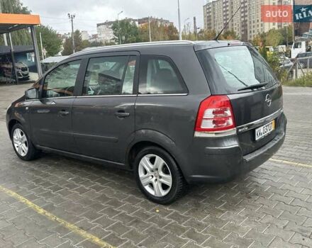 Сірий Опель Зафіра, об'ємом двигуна 1.6 л та пробігом 231 тис. км за 5999 $, фото 7 на Automoto.ua