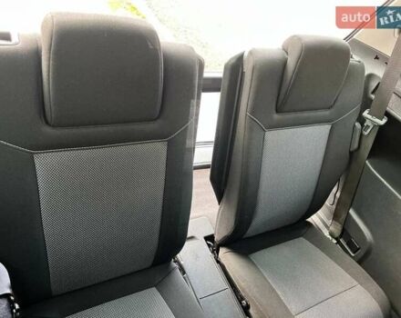 Серый Опель Зафира, объемом двигателя 1.6 л и пробегом 167 тыс. км за 7499 $, фото 45 на Automoto.ua