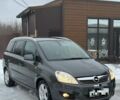 Серый Опель Зафира, объемом двигателя 1.69 л и пробегом 298 тыс. км за 7200 $, фото 1 на Automoto.ua