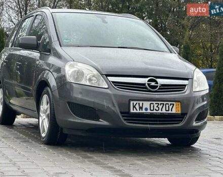 Сірий Опель Зафіра, об'ємом двигуна 1.6 л та пробігом 231 тис. км за 5999 $, фото 9 на Automoto.ua