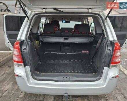 Сірий Опель Зафіра, об'ємом двигуна 1.7 л та пробігом 284 тис. км за 6300 $, фото 27 на Automoto.ua