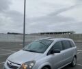 Серый Опель Зафира, объемом двигателя 1.7 л и пробегом 267 тыс. км за 6599 $, фото 1 на Automoto.ua