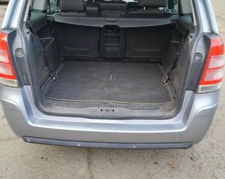 Сірий Опель Зафіра, об'ємом двигуна 1.7 л та пробігом 228 тис. км за 6500 $, фото 6 на Automoto.ua