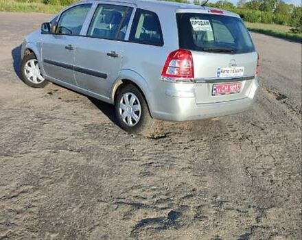 Серый Опель Зафира, объемом двигателя 1.8 л и пробегом 212 тыс. км за 6500 $, фото 5 на Automoto.ua