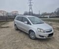 Серый Опель Зафира, объемом двигателя 1.69 л и пробегом 316 тыс. км за 5800 $, фото 1 на Automoto.ua