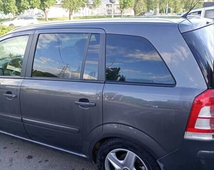 Серый Опель Зафира, объемом двигателя 1.7 л и пробегом 298 тыс. км за 6100 $, фото 9 на Automoto.ua