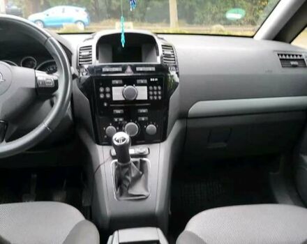 Сірий Опель Зафіра, об'ємом двигуна 0 л та пробігом 183 тис. км за 7650 $, фото 9 на Automoto.ua