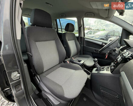 Опель Зафира 2010 в Стрые на Automoto.ua Серый Опель Зафира, объемом двигателя 1.8 л и пробегом 197 тыс. км за 6999 $, фото 25 на Automoto.ua