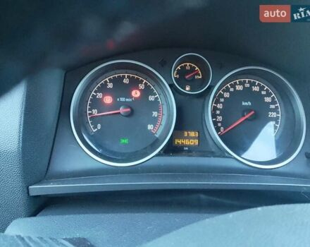 Опель Зафира 2010 в Львове на Automoto.ua Серый Опель Зафира, объемом двигателя 1.6 л и пробегом 144 тыс. км за 6900 $, фото 2 на Automoto.ua