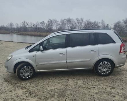 Серый Опель Зафира, объемом двигателя 1.69 л и пробегом 311 тыс. км за 6400 $, фото 1 на Automoto.ua