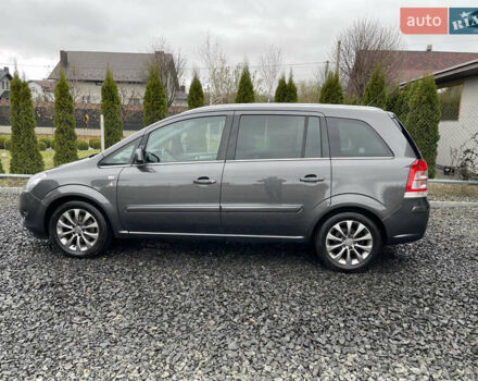 Серый Опель Зафира, объемом двигателя 1.8 л и пробегом 210 тыс. км за 7000 $, фото 7 на Automoto.ua