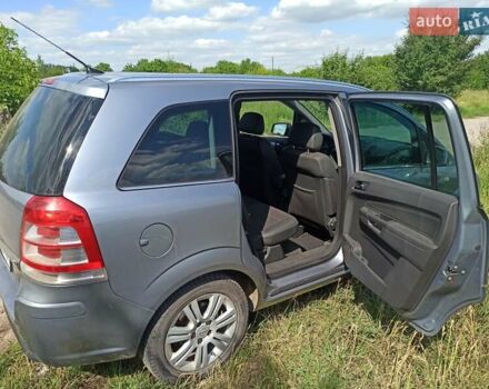 Серый Опель Зафира, объемом двигателя 1.7 л и пробегом 284 тыс. км за 6998 $, фото 22 на Automoto.ua