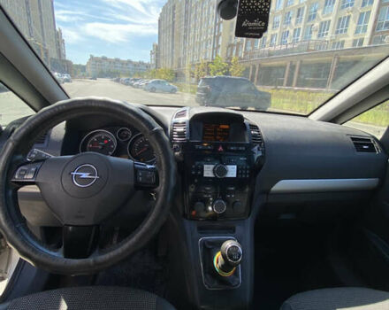 Сірий Опель Зафіра, об'ємом двигуна 1.7 л та пробігом 257 тис. км за 5600 $, фото 13 на Automoto.ua