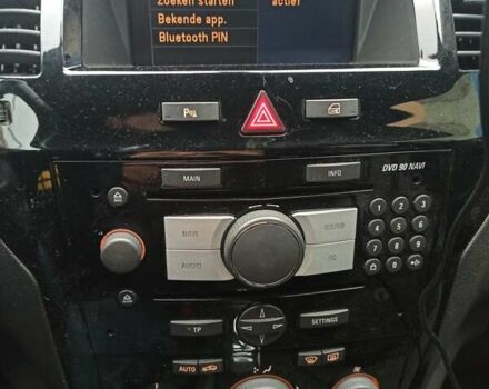 Серый Опель Зафира, объемом двигателя 1.7 л и пробегом 284 тыс. км за 6998 $, фото 6 на Automoto.ua