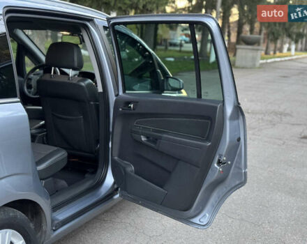 Опель Зафира 2010 в Умани на Automoto.ua Серый Опель Зафира, объемом двигателя 1.8 л и пробегом 174 тыс. км за 6500 $, фото 24 на Automoto.ua