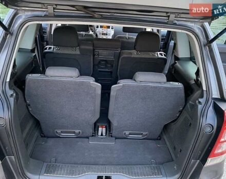 Опель Зафира 2010 в Виннице на Automoto.ua Серый Опель Зафира, объемом двигателя 1.7 л и пробегом 187 тыс. км за 7800 $, фото 13 на Automoto.ua