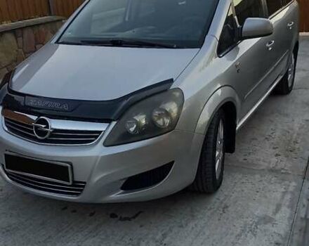 Серый Опель Зафира, объемом двигателя 1.7 л и пробегом 265 тыс. км за 6550 $, фото 12 на Automoto.ua