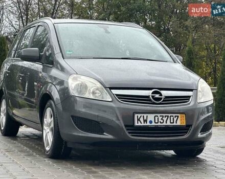 Сірий Опель Зафіра, об'ємом двигуна 1.6 л та пробігом 231 тис. км за 5999 $, фото 5 на Automoto.ua