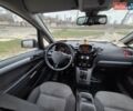 Серый Опель Зафира, объемом двигателя 1.69 л и пробегом 311 тыс. км за 6400 $, фото 3 на Automoto.ua