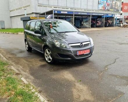Серый Опель Зафира, объемом двигателя 1.6 л и пробегом 221 тыс. км за 7000 $, фото 11 на Automoto.ua