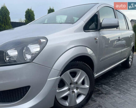 Сірий Опель Зафіра, об'ємом двигуна 1.6 л та пробігом 190 тис. км за 6800 $, фото 11 на Automoto.ua