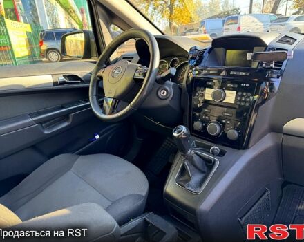 Серый Опель Зафира, объемом двигателя 1.8 л и пробегом 231 тыс. км за 7050 $, фото 8 на Automoto.ua