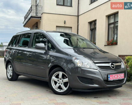 Серый Опель Зафира, объемом двигателя 1.8 л и пробегом 196 тыс. км за 6900 $, фото 5 на Automoto.ua