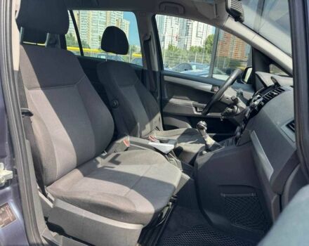 Серый Опель Зафира, объемом двигателя 1.7 л и пробегом 320 тыс. км за 6990 $, фото 11 на Automoto.ua