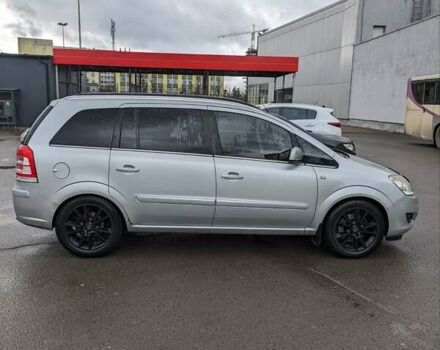 Серый Опель Зафира, объемом двигателя 1.7 л и пробегом 290 тыс. км за 6800 $, фото 13 на Automoto.ua