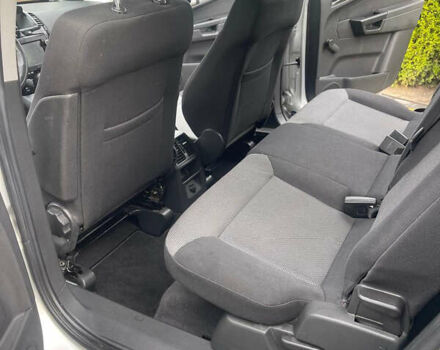 Сірий Опель Зафіра, об'ємом двигуна 1.6 л та пробігом 190 тис. км за 6800 $, фото 29 на Automoto.ua