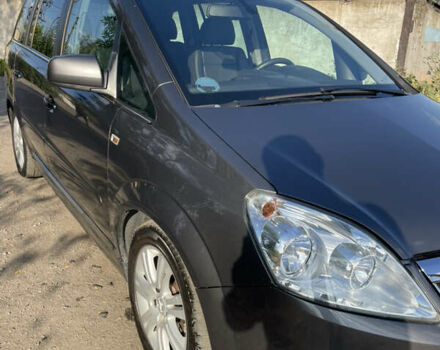 Серый Опель Зафира, объемом двигателя 1.8 л и пробегом 220 тыс. км за 8000 $, фото 9 на Automoto.ua