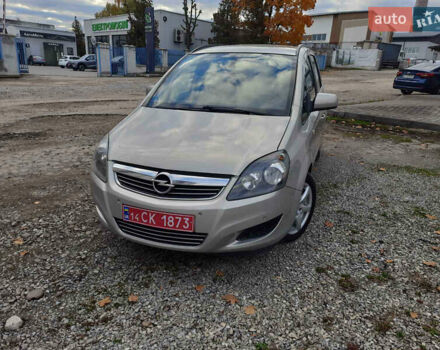 Серый Опель Зафира, объемом двигателя 1.7 л и пробегом 180 тыс. км за 8300 $, фото 24 на Automoto.ua