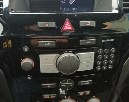 Серый Опель Зафира, объемом двигателя 1.7 л и пробегом 284 тыс. км за 6998 $, фото 5 на Automoto.ua