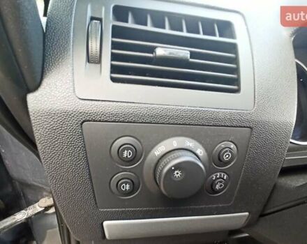 Серый Опель Зафира, объемом двигателя 1.7 л и пробегом 284 тыс. км за 6998 $, фото 9 на Automoto.ua