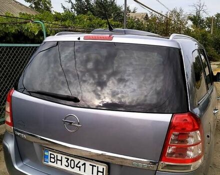 Серый Опель Зафира, объемом двигателя 1.7 л и пробегом 288 тыс. км за 6200 $, фото 3 на Automoto.ua