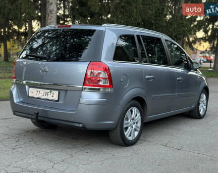 Опель Зафира 2010 в Умани на Automoto.ua Серый Опель Зафира, объемом двигателя 1.8 л и пробегом 174 тыс. км за 6500 $, фото 4 на Automoto.ua