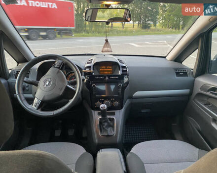 Сірий Опель Зафіра, об'ємом двигуна 2.2 л та пробігом 221 тис. км за 6800 $, фото 23 на Automoto.ua