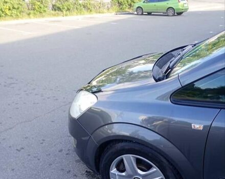 Серый Опель Зафира, объемом двигателя 1.7 л и пробегом 298 тыс. км за 6100 $, фото 12 на Automoto.ua