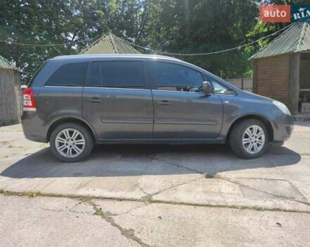 Опель Зафира 2010 в Жмеренке на Automoto.ua Серый Опель Зафира, объемом двигателя 2.2 л и пробегом 255 тыс. км за 5600 $, фото 11 на Automoto.ua