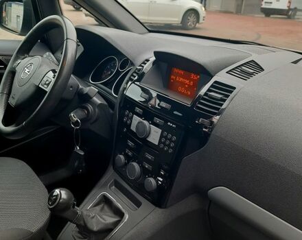 Опель Зафира 2010 в Киеве на Automoto.ua Серый Опель Зафира, объемом двигателя 16 л и пробегом 179 тыс. км за 6200 $, фото 2 на Automoto.ua