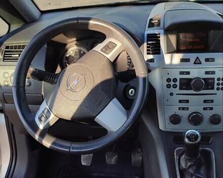 Серый Опель Зафира, объемом двигателя 1.8 л и пробегом 212 тыс. км за 6500 $, фото 16 на Automoto.ua