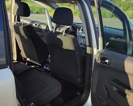 Серый Опель Зафира, объемом двигателя 1.8 л и пробегом 212 тыс. км за 6500 $, фото 17 на Automoto.ua