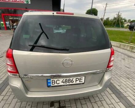 Серый Опель Зафира, объемом двигателя 1.6 л и пробегом 179 тыс. км за 7200 $, фото 5 на Automoto.ua